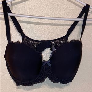 Victoria’s Secrete bra